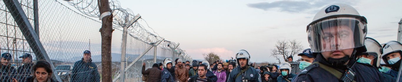 Des réfugiés syriens sont bloqués à la frontière