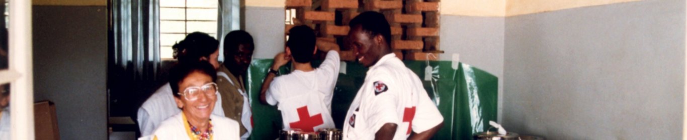 Avril 1994. Kigali. Stérilisation. Madeleine Boyer (infirmière anesthésiste).