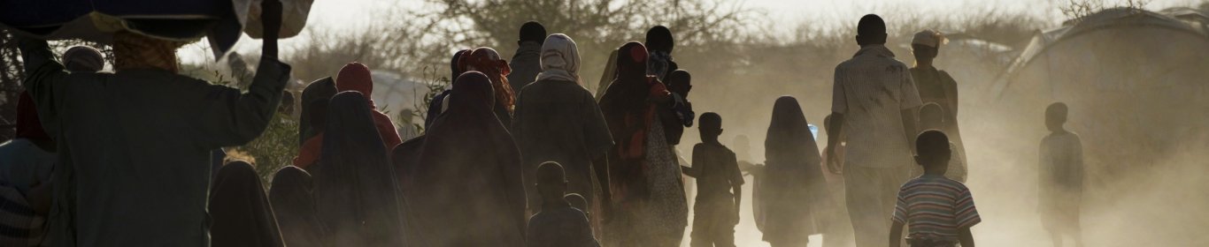Des réfugiés somaliens arrivent au camp 