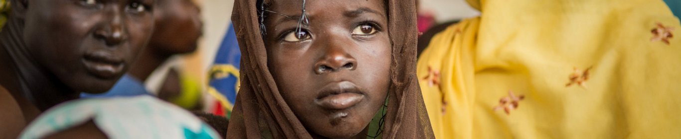 Jeune fille réfugiée nigérienne