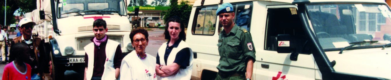 13 avril 1994. Départ du convoi conjoint MSF-CICR de Bujumbura vers Kigali.
