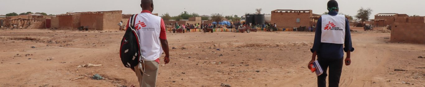 Two MSF workers in the Sahel region. 