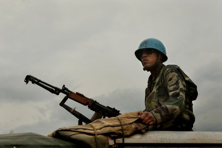 Un soldat de la MONUC au Kivu, en république démocratique du Congo