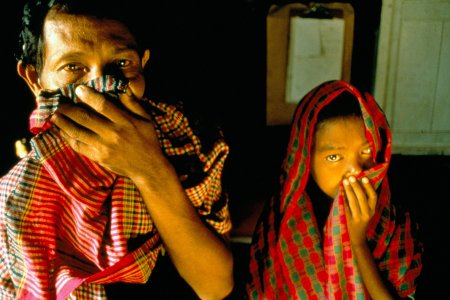Portrait d'un père et son enfant, tous les deux atteints de tuberculose