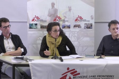 De gauche à droite, Michaël Neuman, Lise Barnéoud et Emmanuel Baron lors de la conférence du Crash du 5 décembre 2017 sur la vaccination