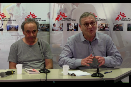 Michel Feher et Rony Brauman pendant une conférence du Crash